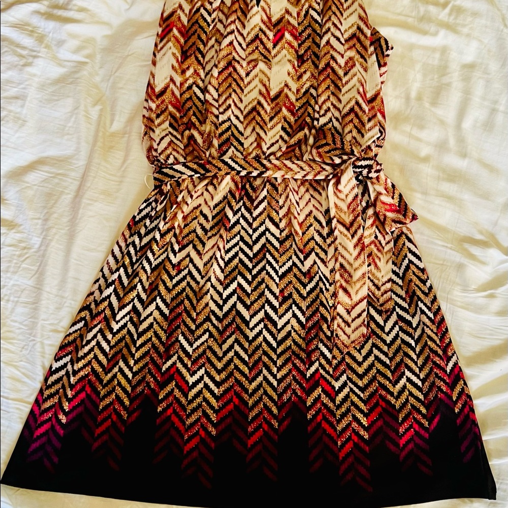 Halter dress, chevron print, blouson waist